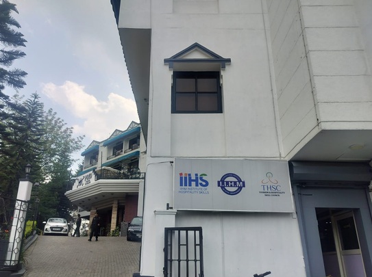 IIHS